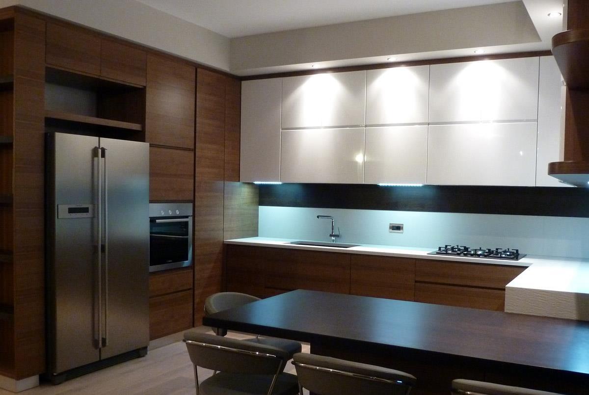 Cucine ciliegio e panna: cucine classiche anta in legno noce ...